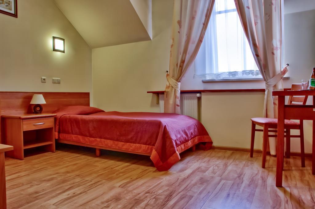 Hotel Sutoris Salzberg Zimmer foto